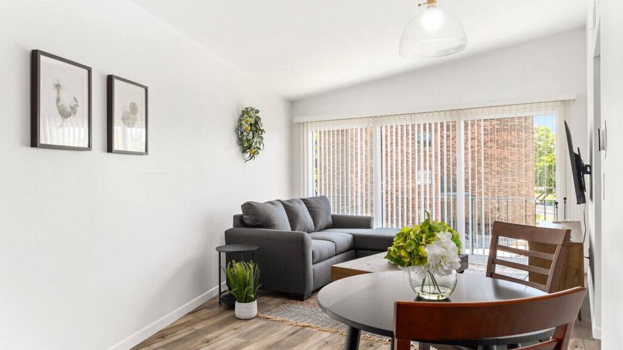 Photo of Livingroom in Orange Prairie