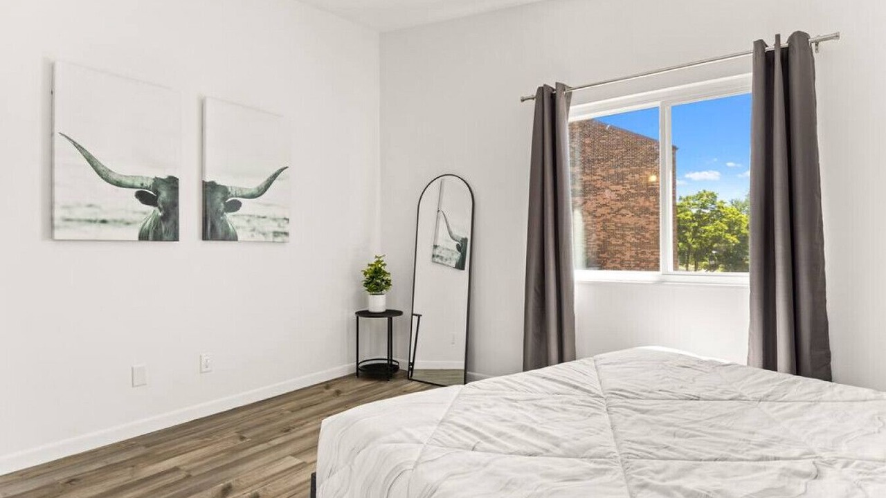 Photo of Bedroom in Orange Prairie