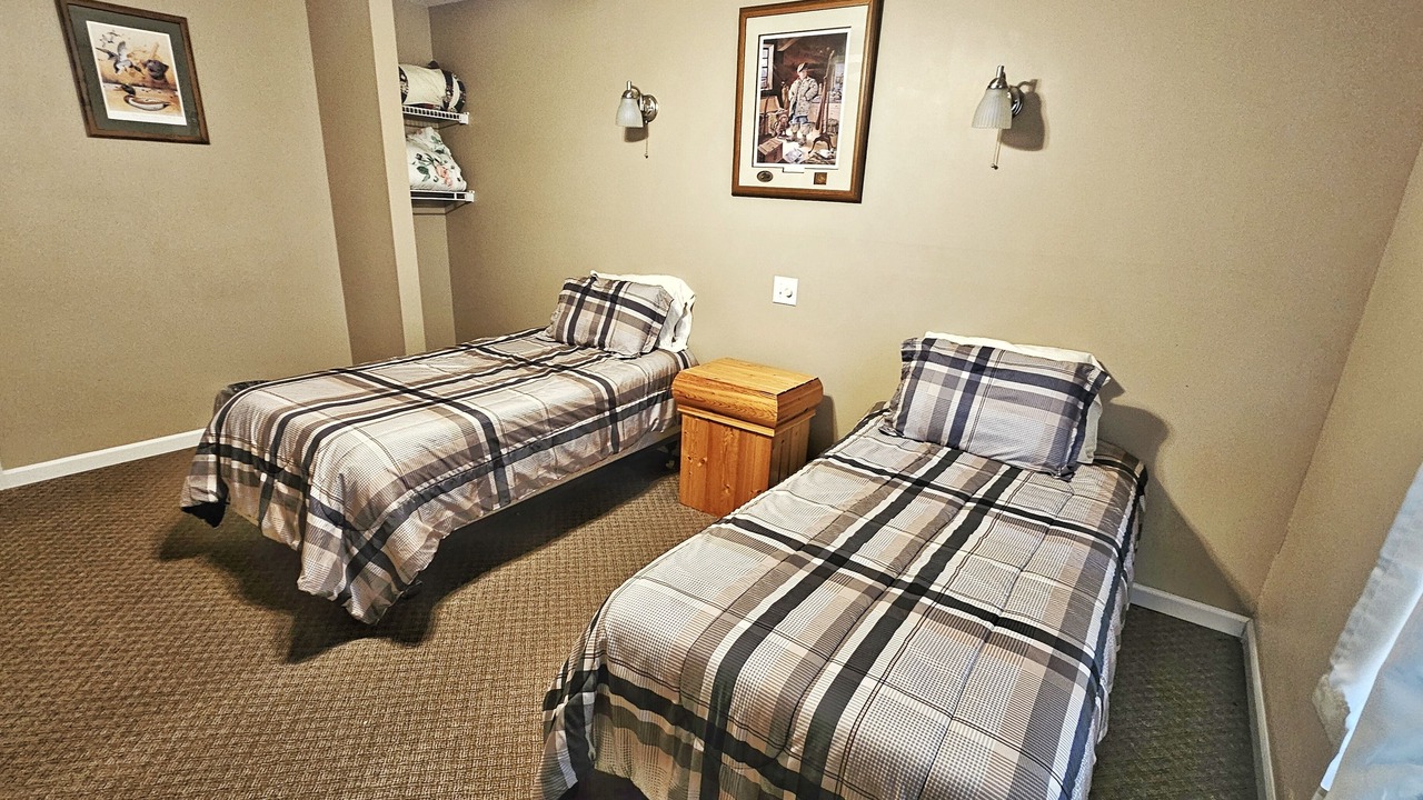 Photo of Bedroom in Michael