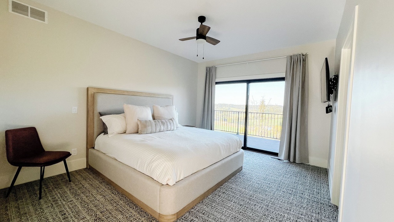Photo of Bedroom in Elizabeth