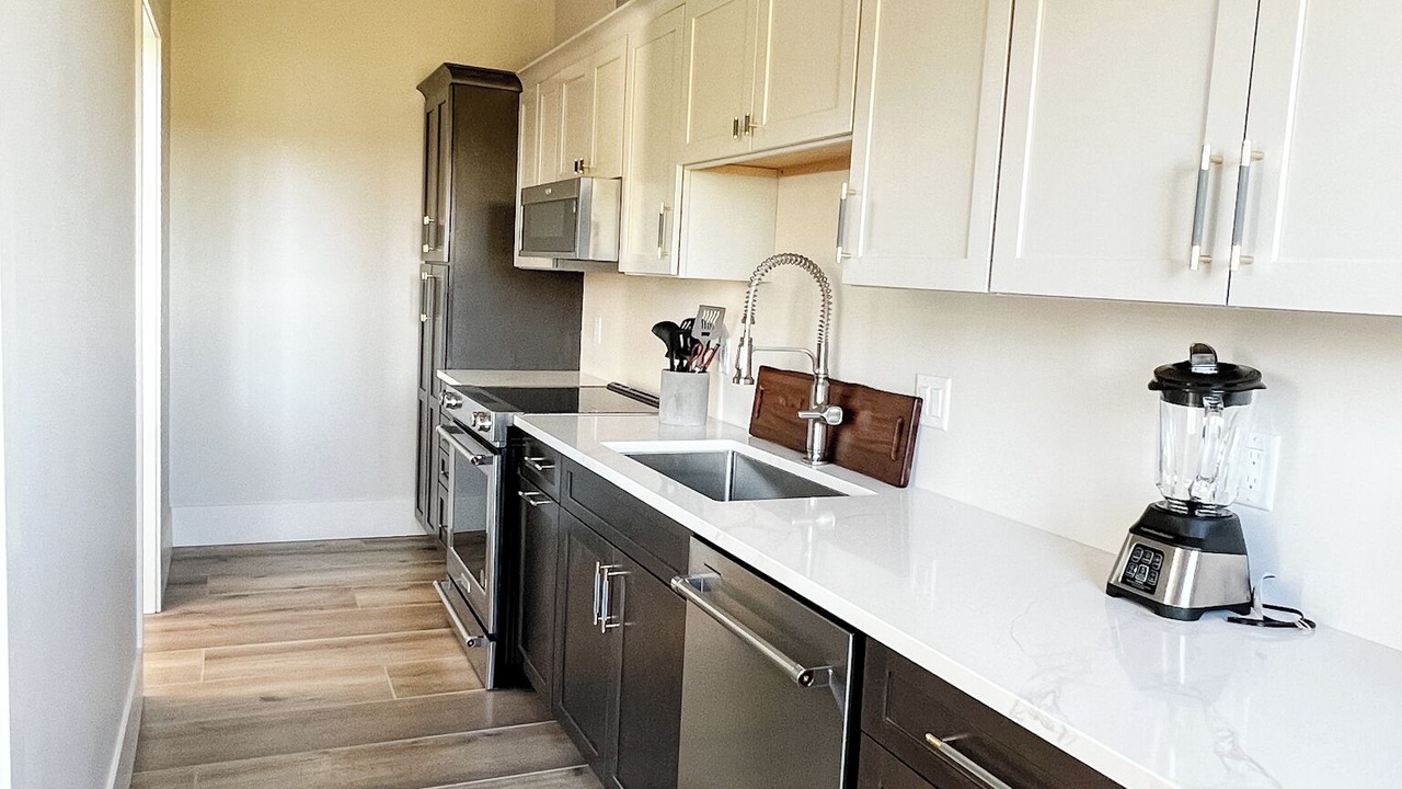 Photo of Kitchen in Elizabeth