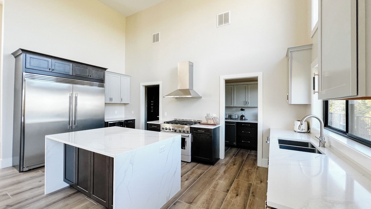 Photo of Kitchen in Elizabeth