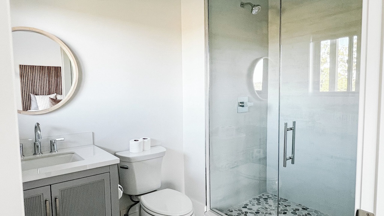 Photo of Bathroom in Elizabeth