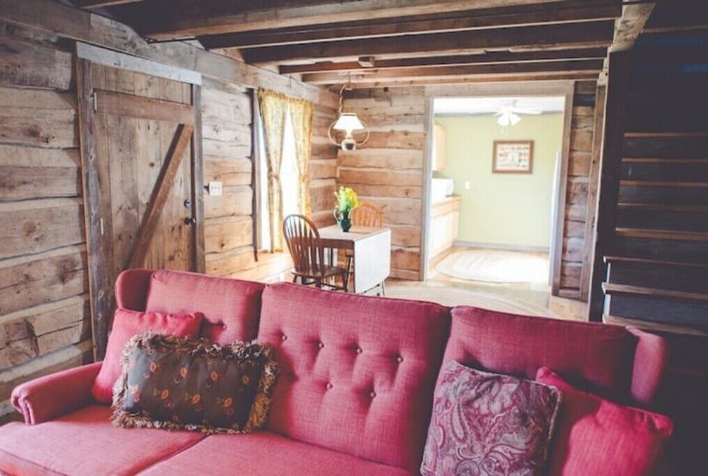 Photo of Livingroom in Jacksonville