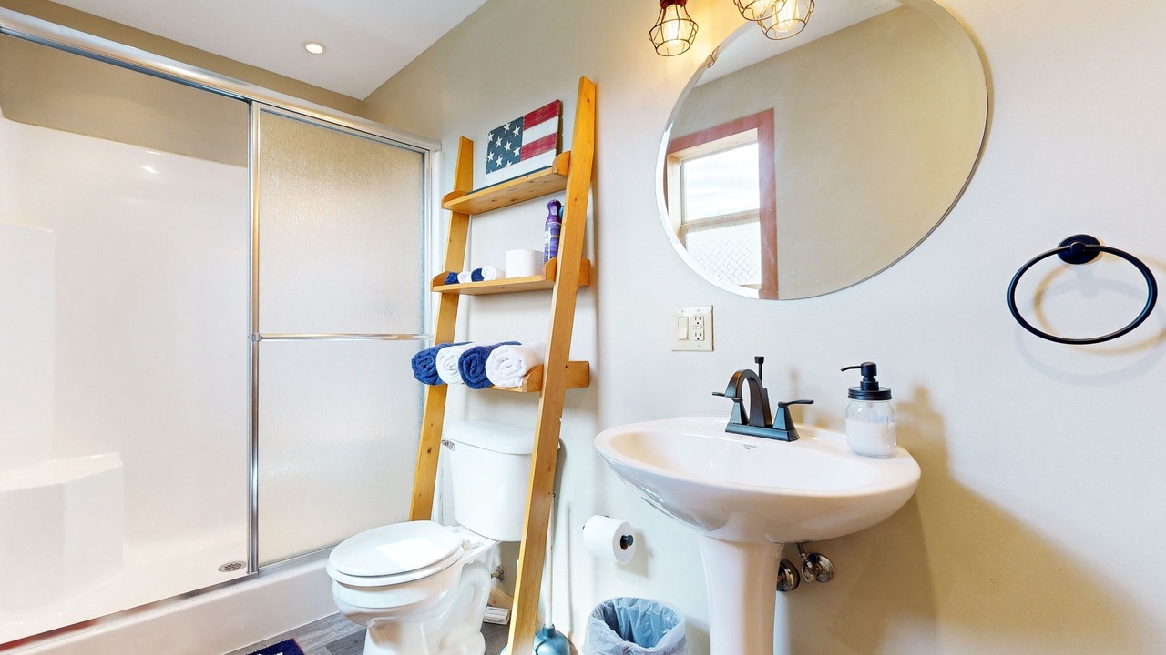Photo of Bathroom in Murphysboro