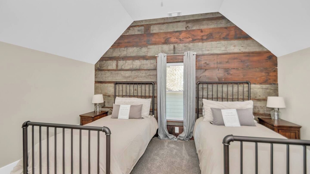 Photo of Bedroom in Bourbonnais