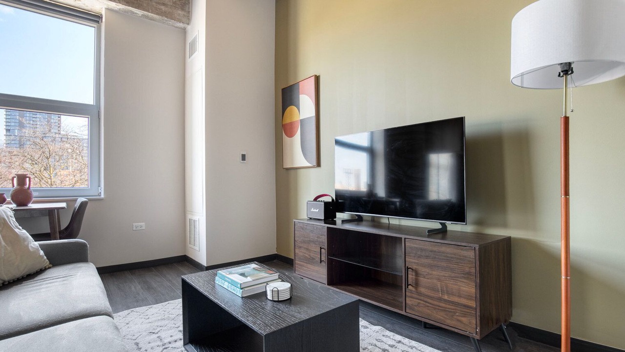 Photo of Livingroom in Near West Side