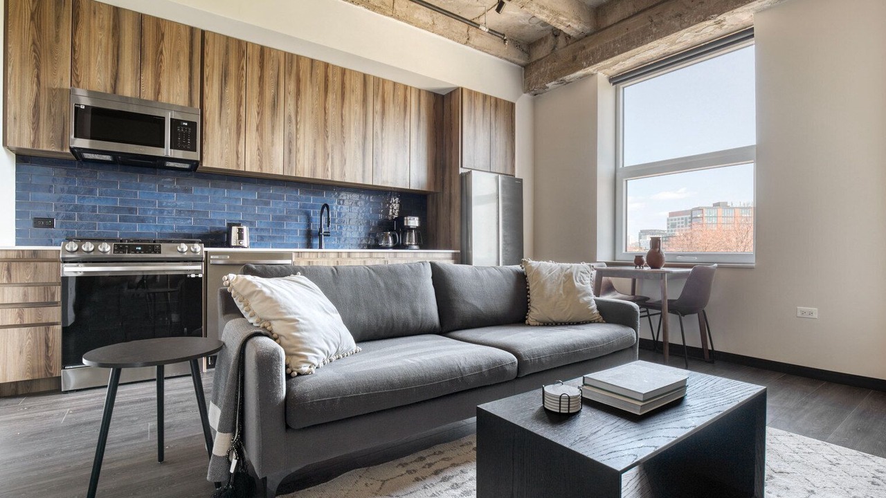 Photo of Livingroom in Near West Side