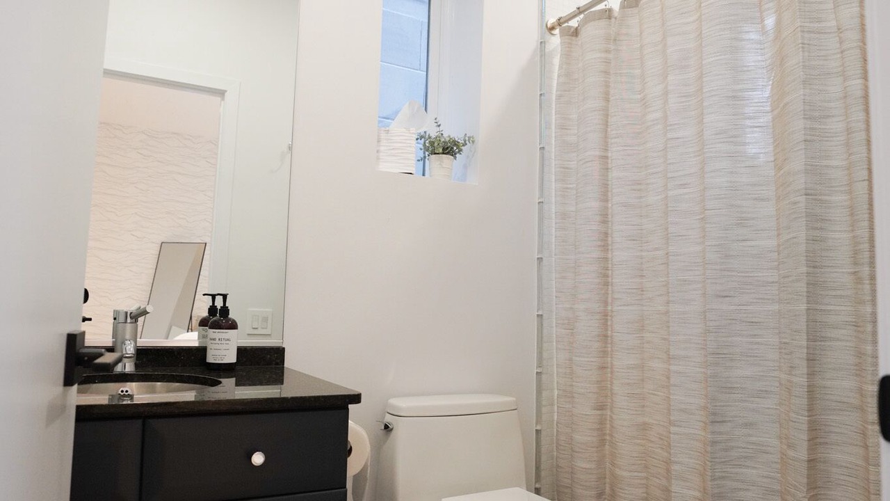 Photo of Bathroom in Wicker Park