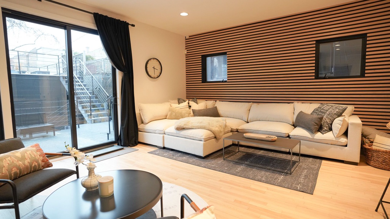 Photo of Livingroom in Wicker Park