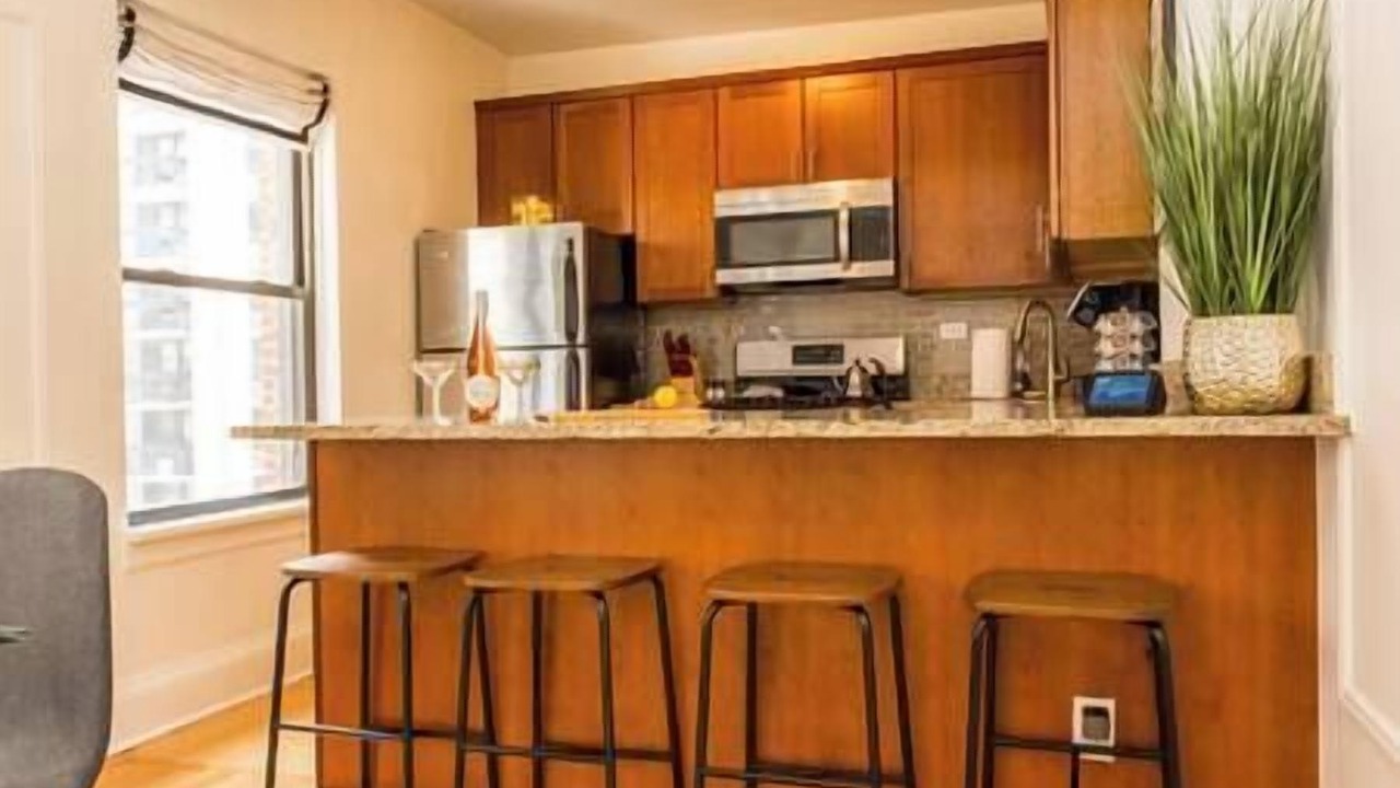 Photo of Kitchen in Streeterville