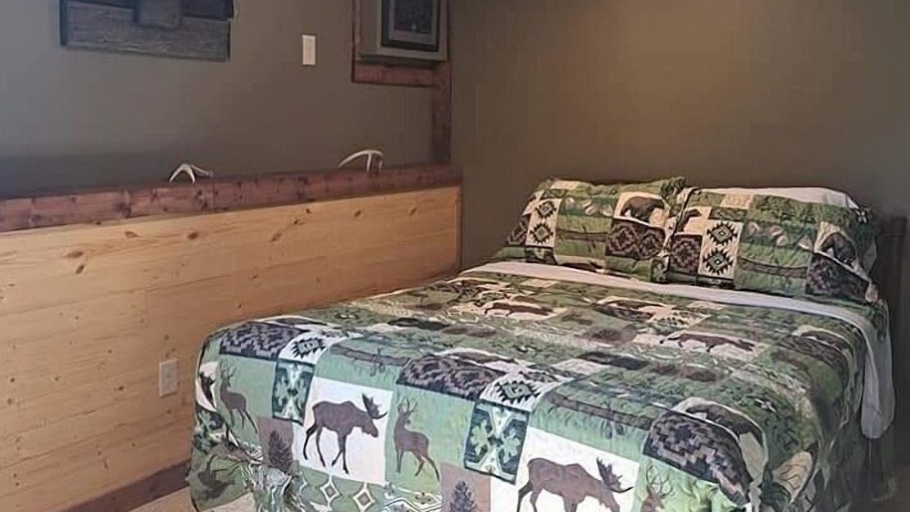 Photo of Bedroom in Marshall