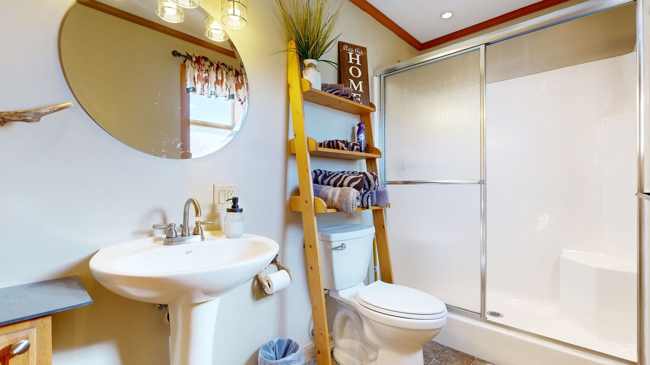 Photo of Bathroom in Murphysboro