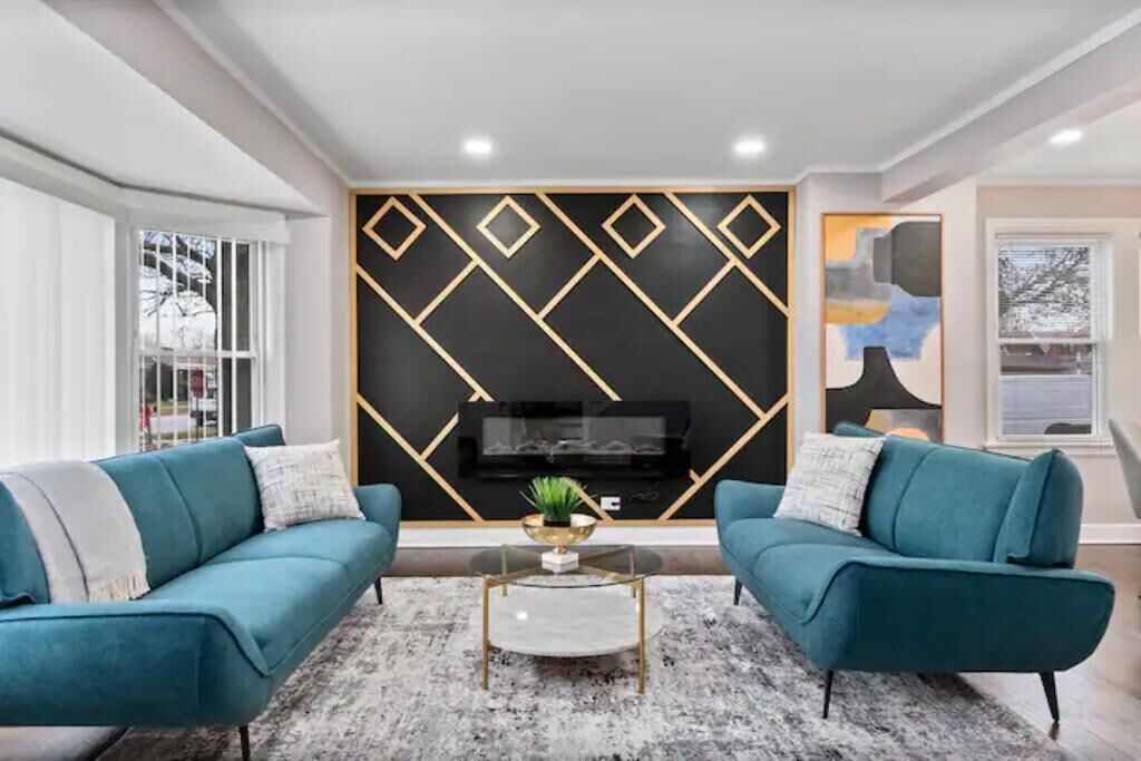 Photo of Livingroom in South Deering