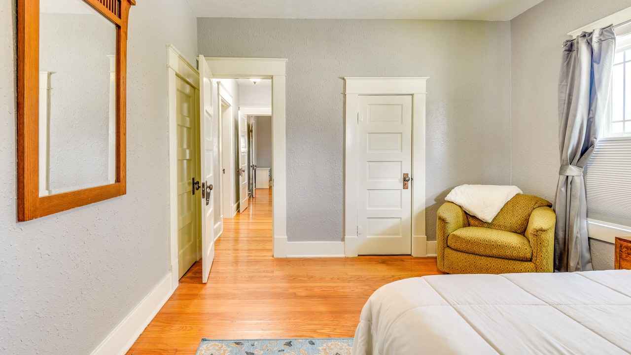 Photo of Bedroom in Anna