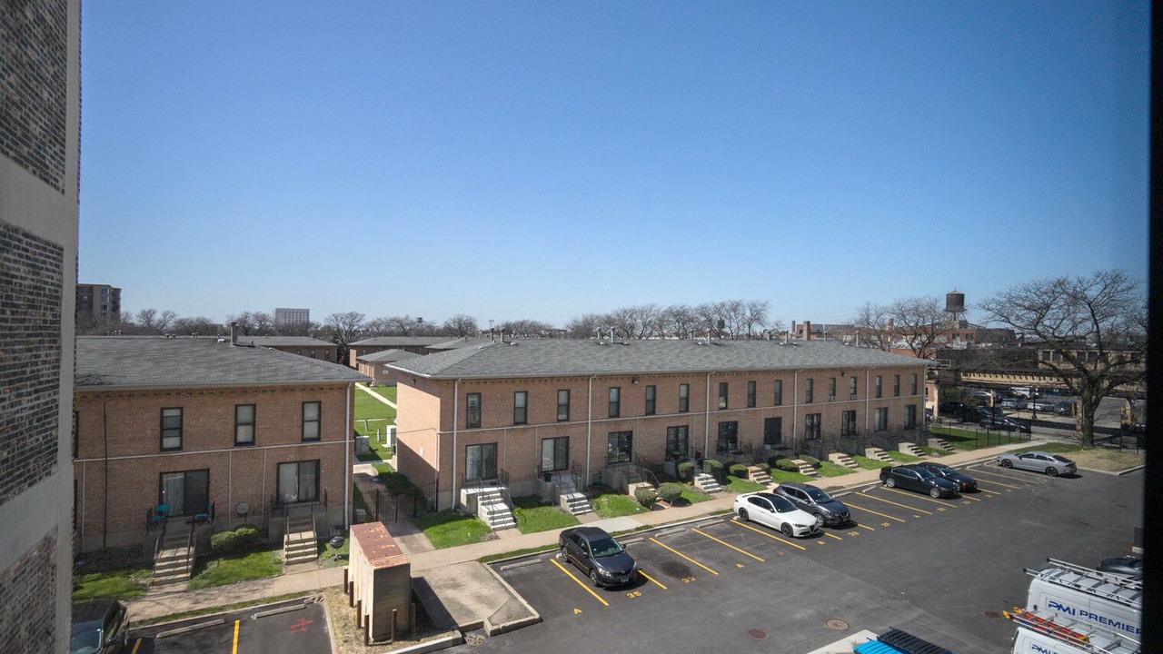 Photo of Outdoor in Near West Side