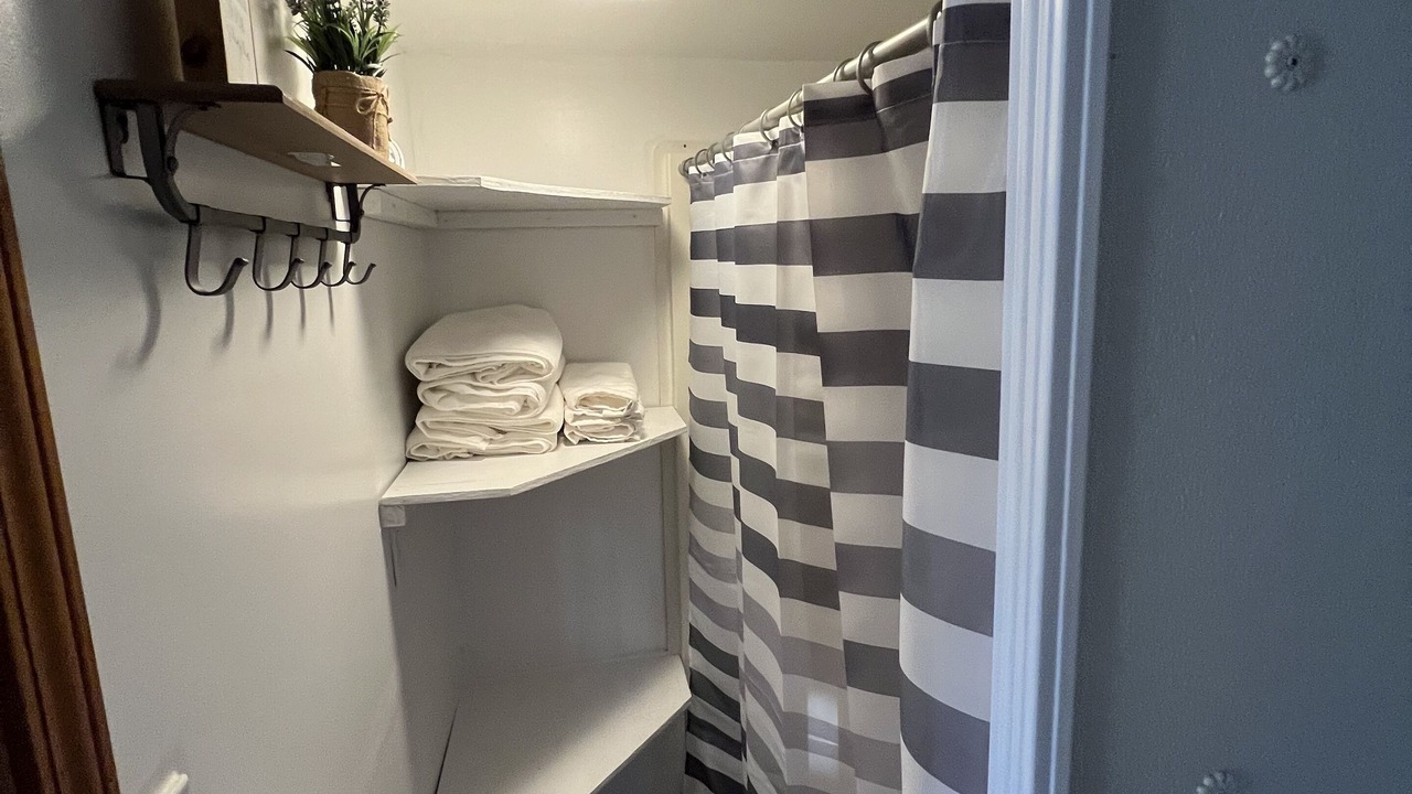 Photo of Bathroom in Murphysboro
