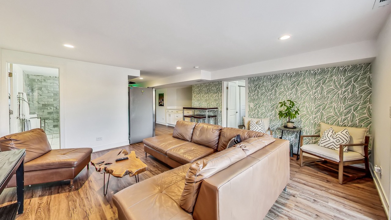Photo of Livingroom in Evanston