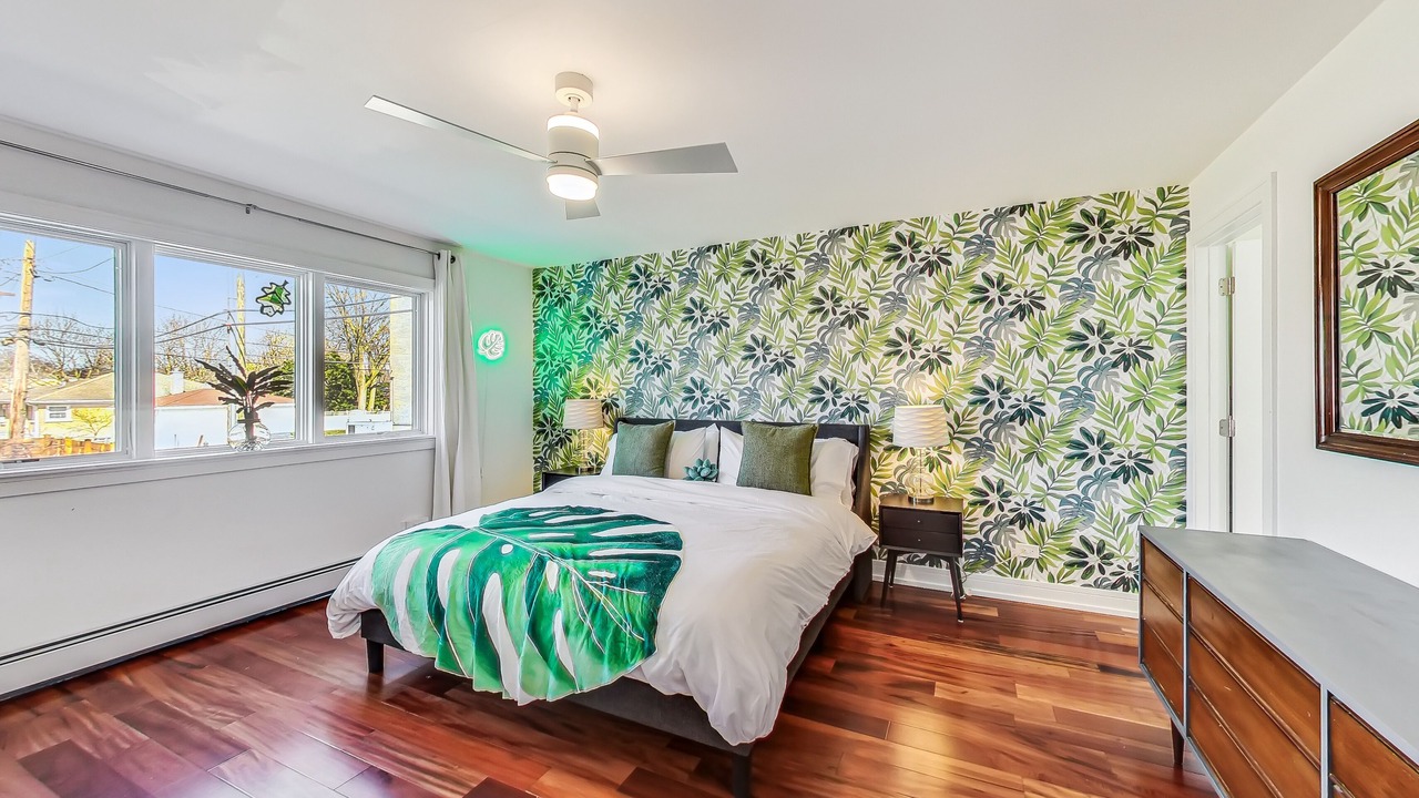 Photo of Bedroom in Evanston