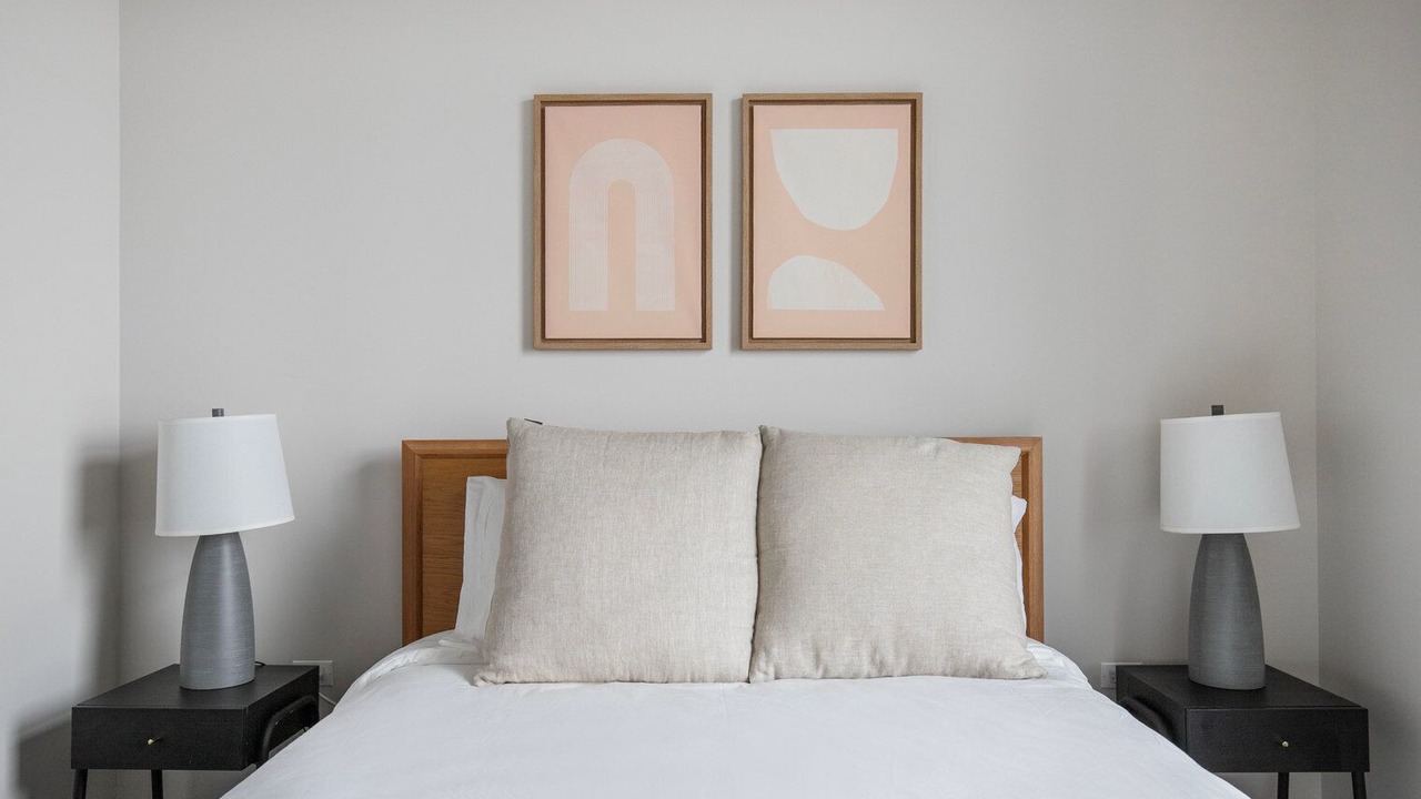Photo of Bedroom in Near West Side