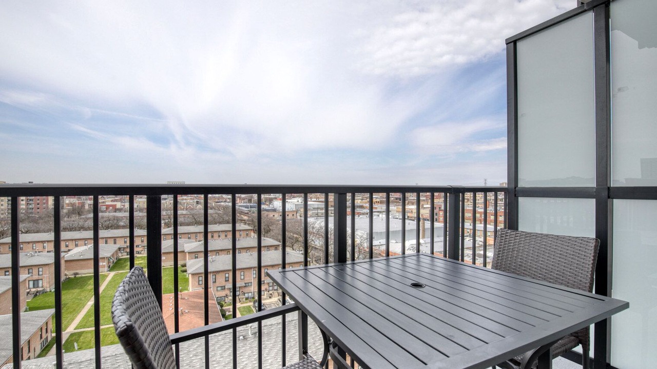 Photo of Outdoor in Near West Side
