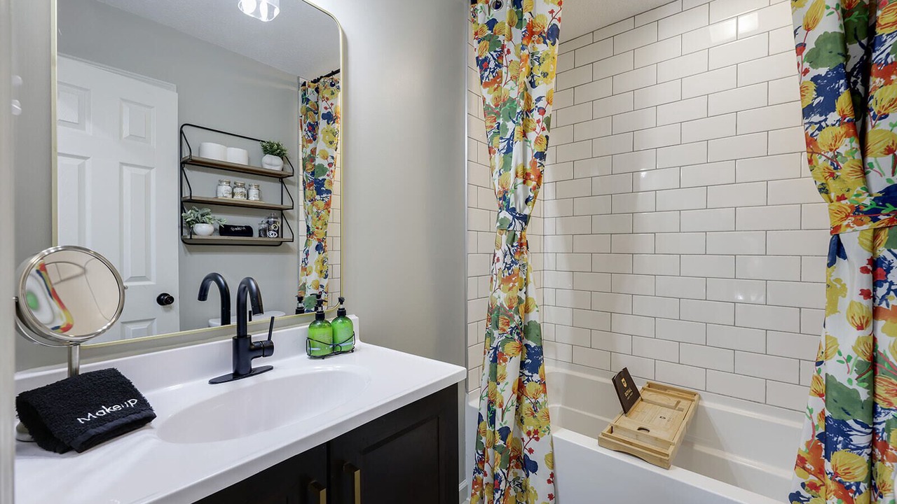 Photo of Bathroom in Shelbyville