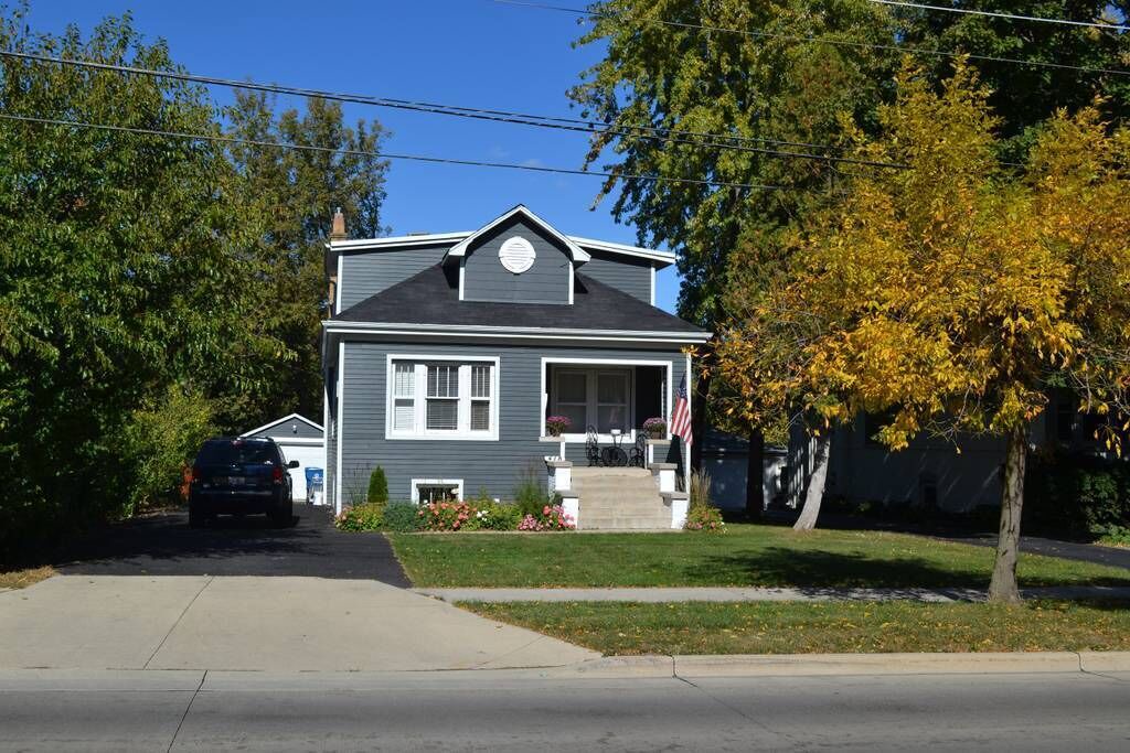 Photo of Outdoor in Clarendon Hills