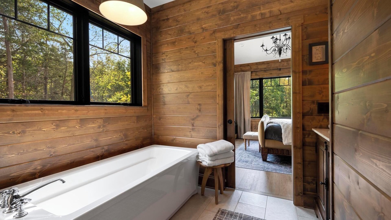 Photo of Bedroom in Elizabeth