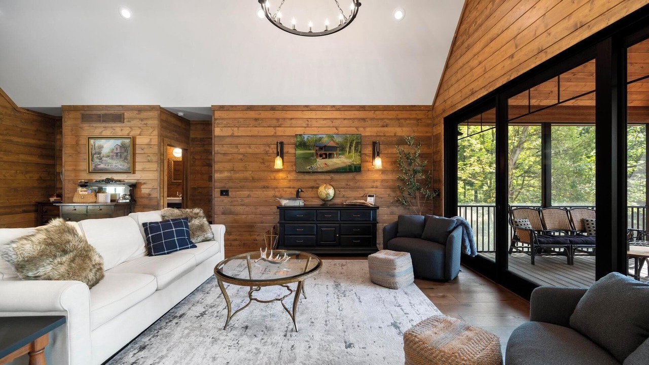 Photo of Livingroom in Elizabeth