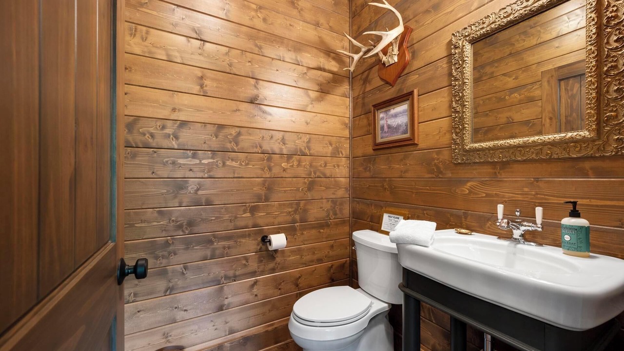 Photo of Bathroom in Elizabeth