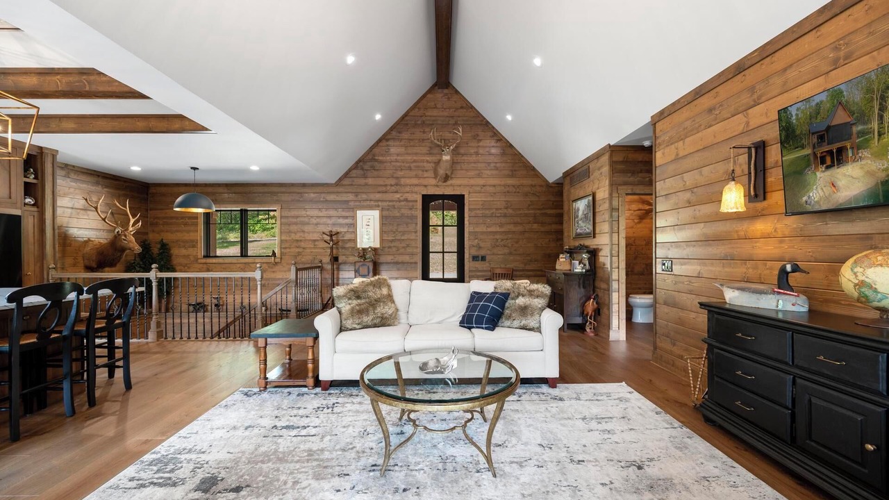Photo of Livingroom in Elizabeth
