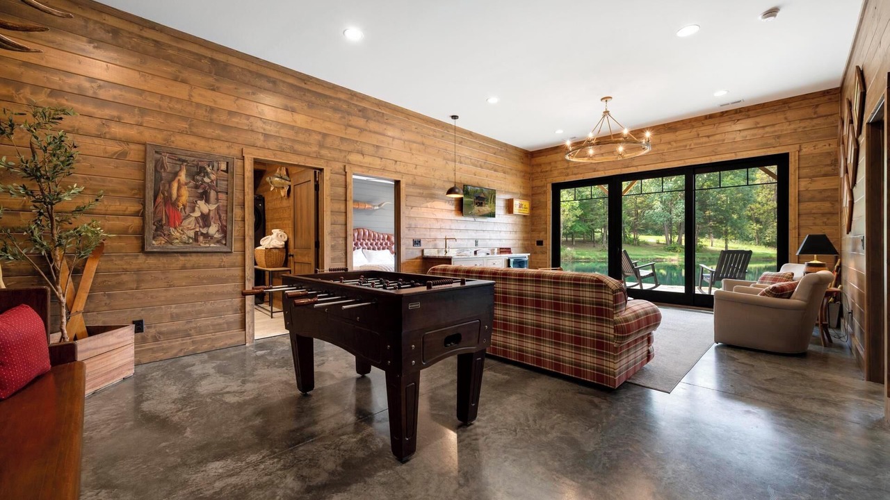 Photo of Bedroom in Elizabeth