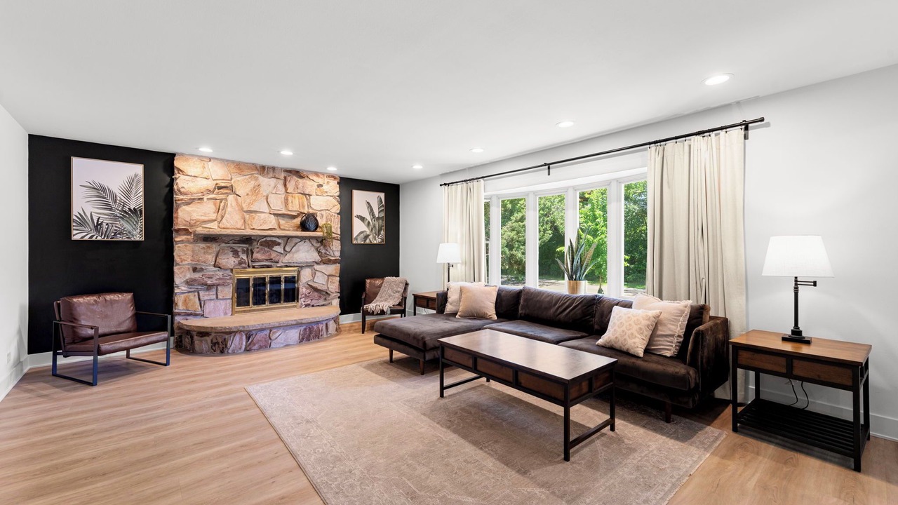 Photo of Bedroom in Bensenville