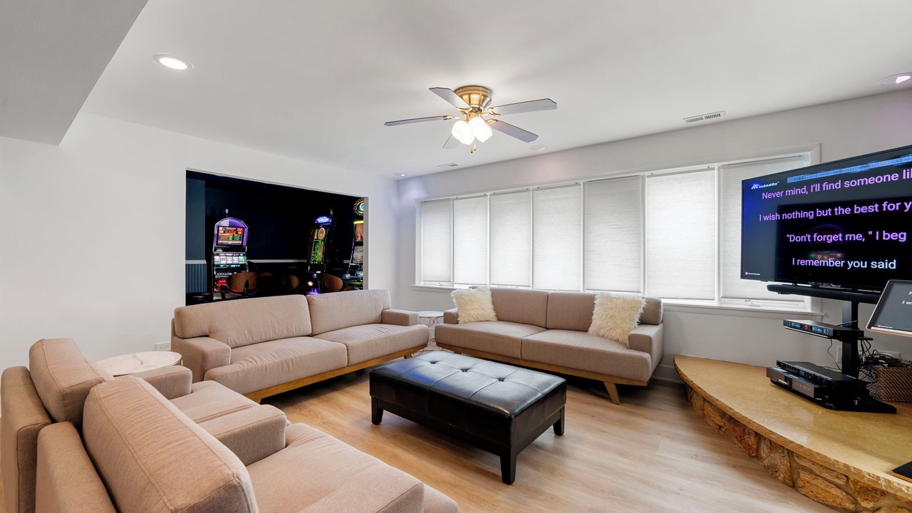 Photo of Bedroom in Bensenville