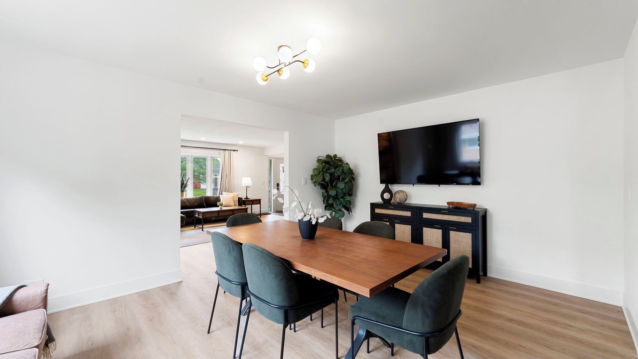 Photo of Livingroom in Bensenville