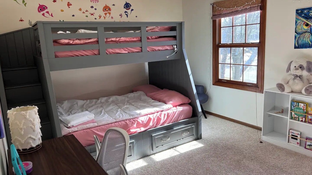 Photo of Bedroom in Batavia