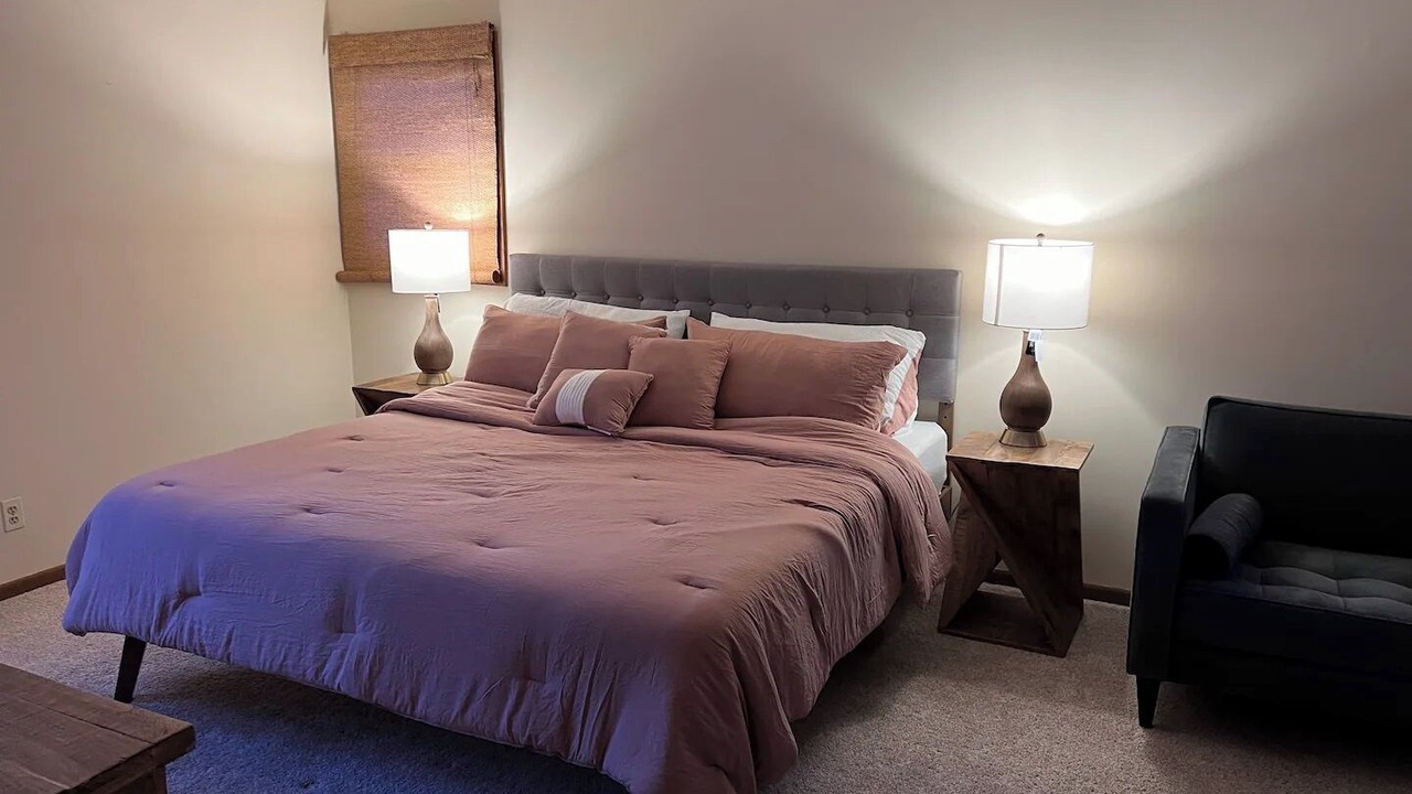 Photo of Bedroom in Batavia