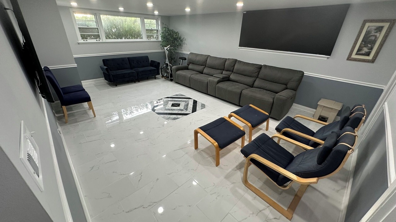 Photo of Livingroom in Des Plaines
