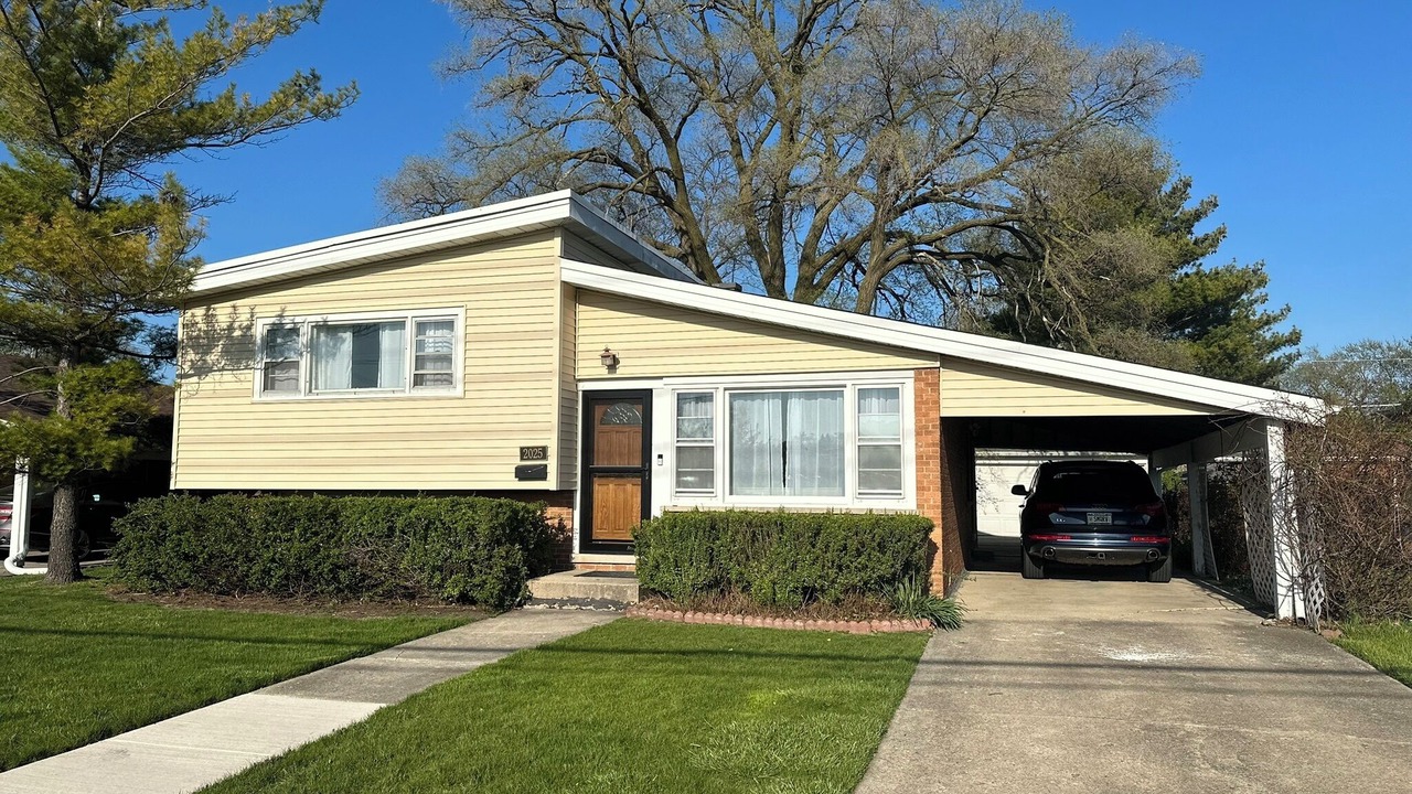 Photo of Outdoor in Des Plaines