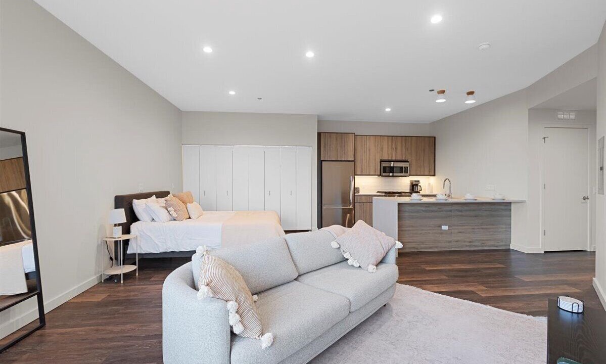 Photo of Livingroom in West Town
