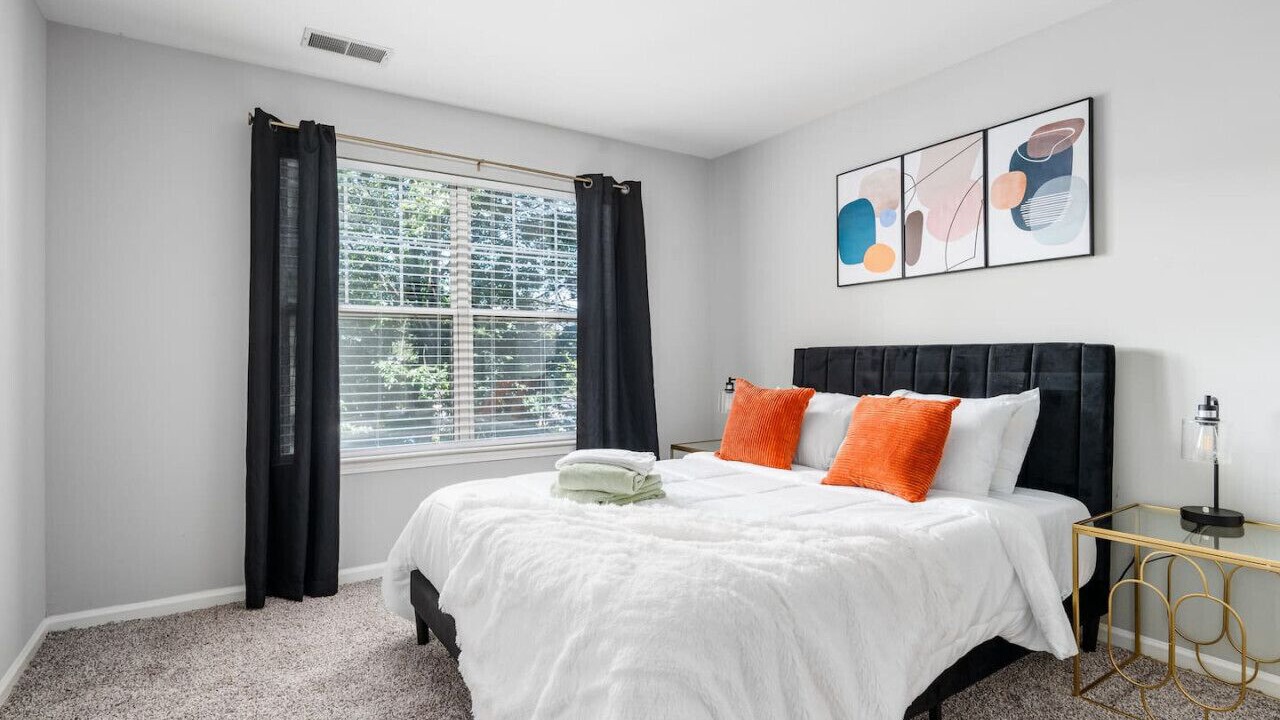Photo of Bedroom in Gurnee