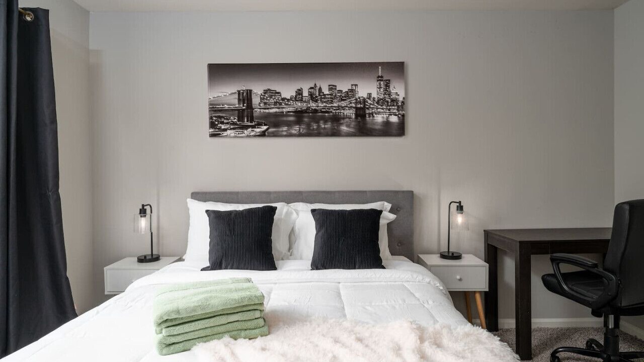 Photo of Bedroom in Gurnee