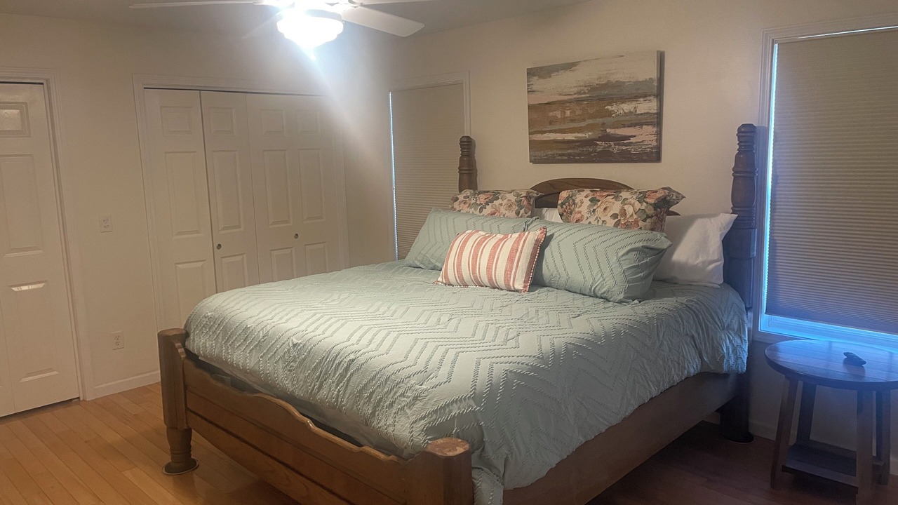 Photo of Bedroom in Shelbyville