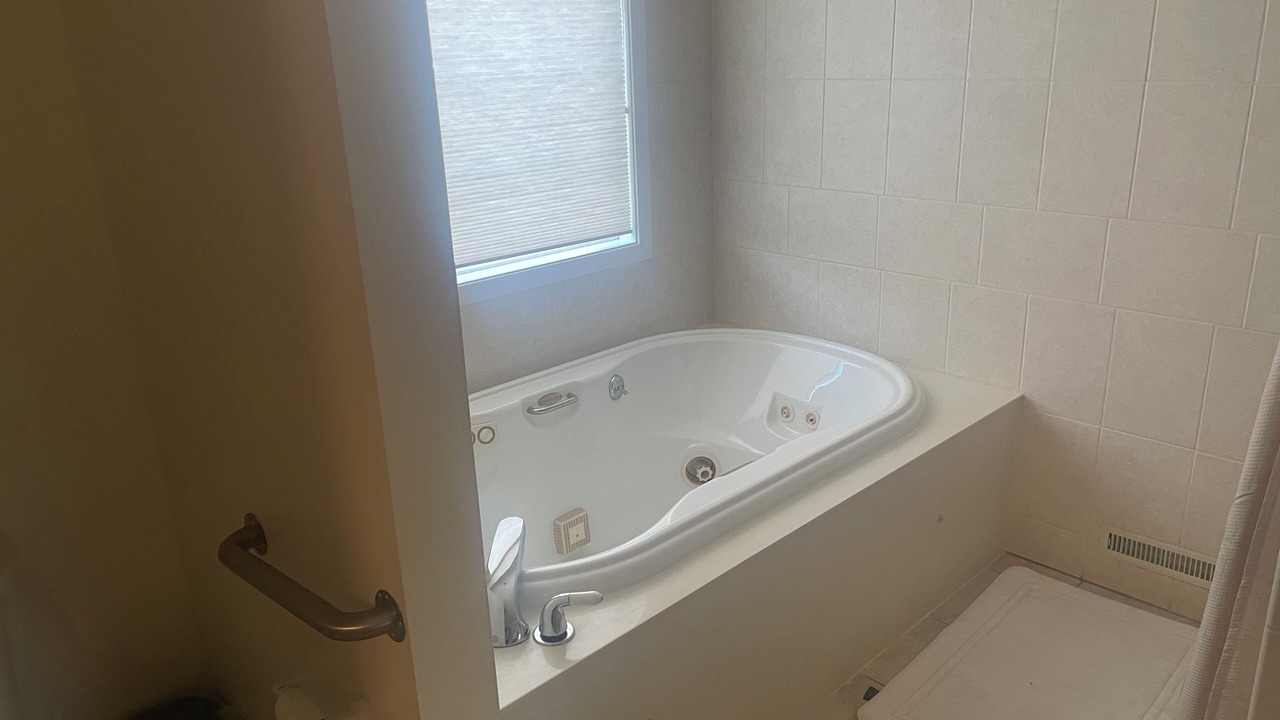 Photo of Bathroom in Shelbyville