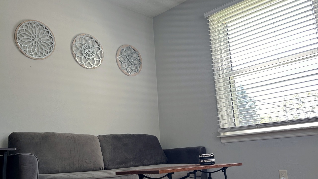 Photo of Livingroom in Champaign