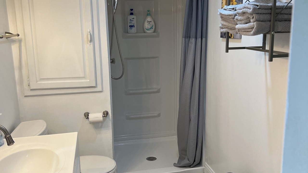 Photo of Bathroom in Hickory Hills