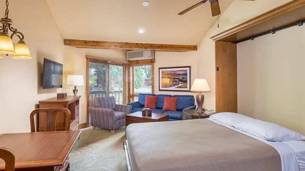 Photo of Bedroom in Galena