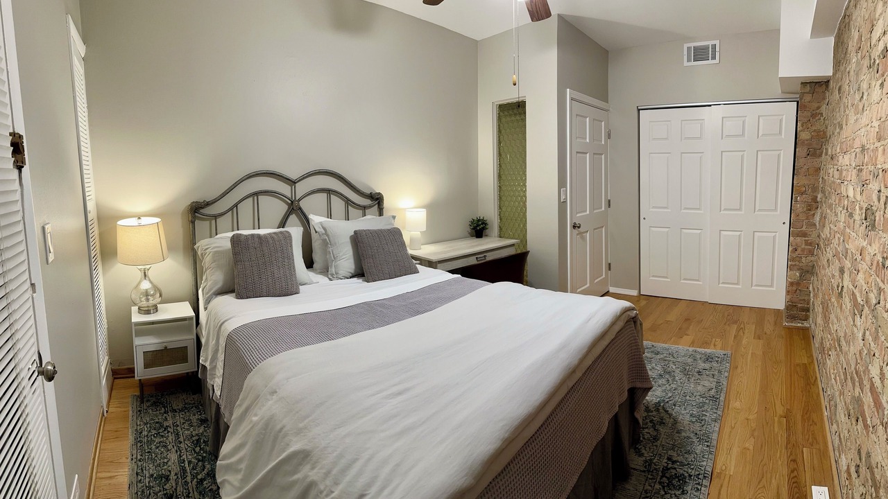 Photo of Bedroom in Park West