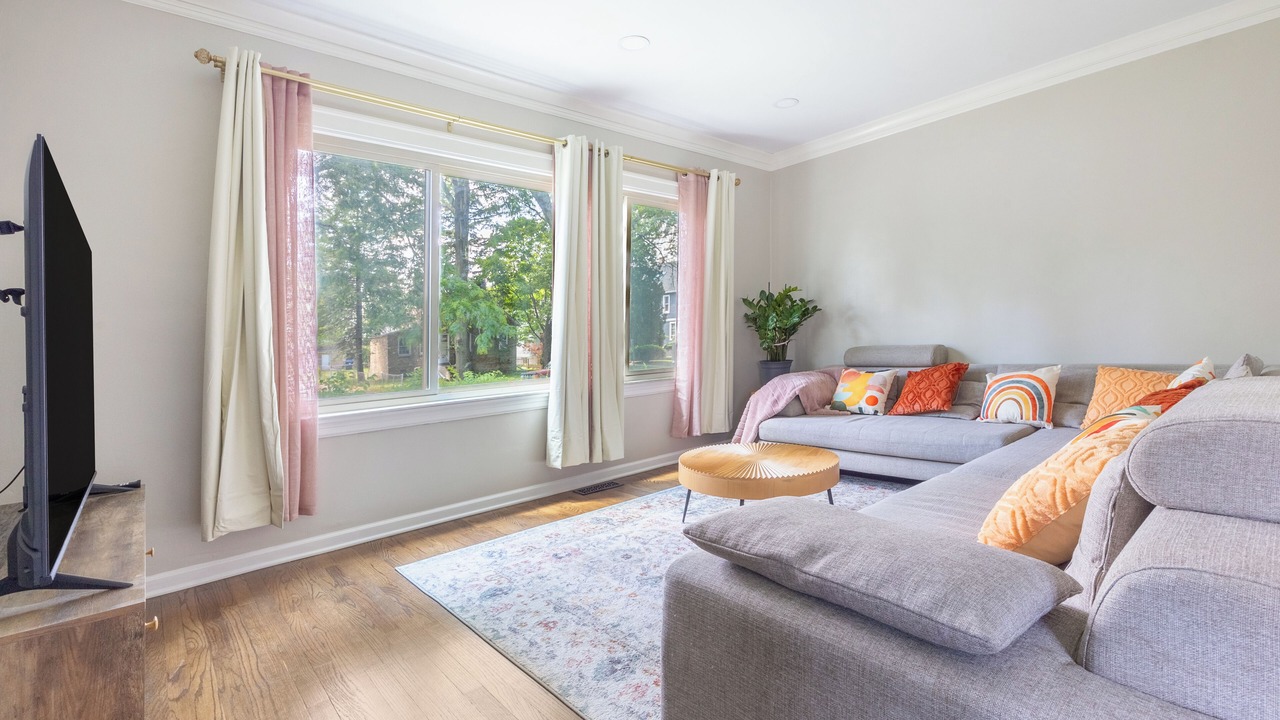 Photo of Livingroom in Evanston