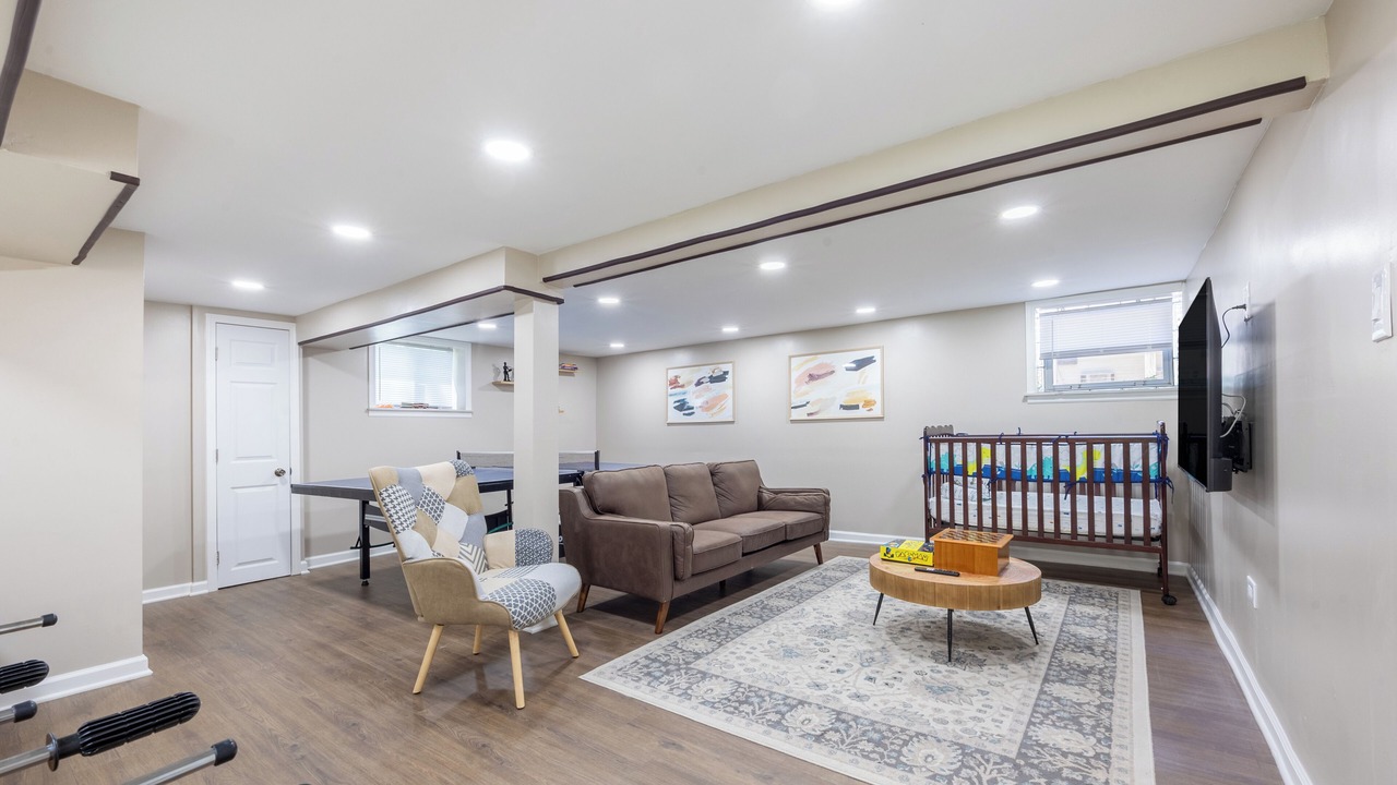 Photo of Livingroom in Evanston